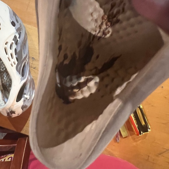 Yeezy foam RNNR MX Cream Clay - Picture 4 of 10